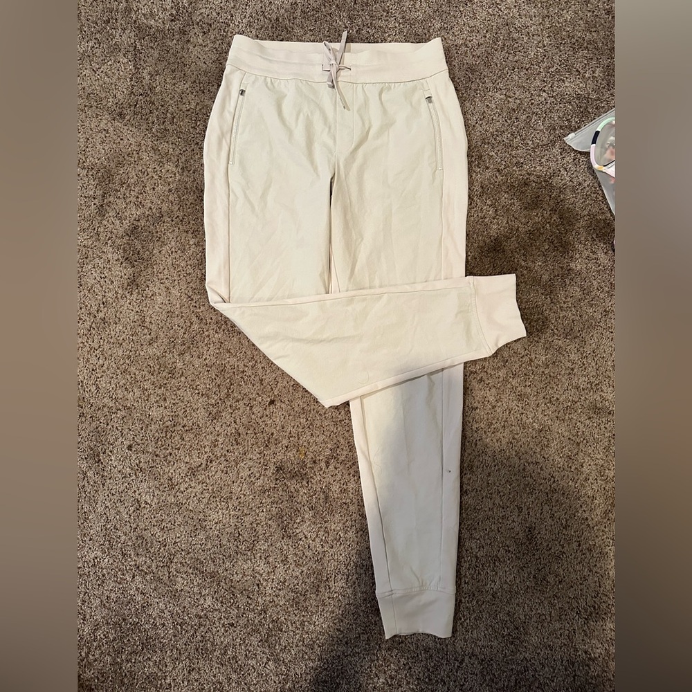 Athleta Trekkie North Jogger